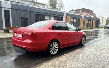 Volkswagen Jetta VI, 2011 год, 1 200 000 рублей, 4 фотография