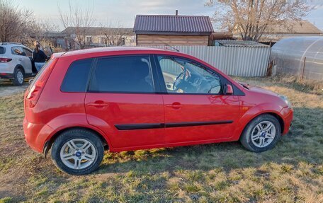 Ford Fiesta, 2006 год, 445 000 рублей, 1 фотография