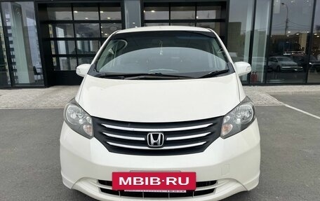 Honda Freed I, 2011 год, 1 170 000 рублей, 2 фотография