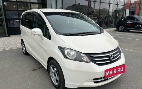 Honda Freed I, 2011 год, 1 170 000 рублей, 3 фотография