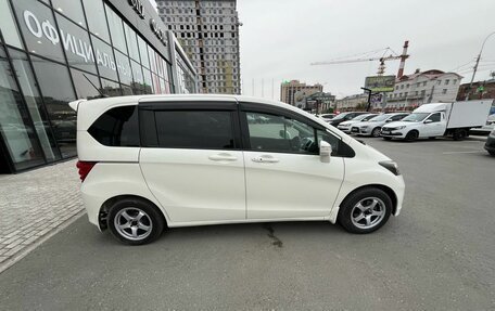 Honda Freed I, 2011 год, 1 170 000 рублей, 5 фотография