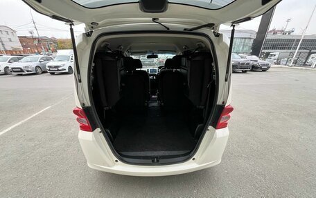 Honda Freed I, 2011 год, 1 170 000 рублей, 8 фотография