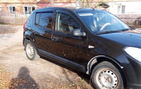 Renault Sandero I, 2010 год, 500 000 рублей, 3 фотография