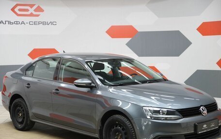 Volkswagen Jetta VI, 2013 год, 1 090 000 рублей, 3 фотография