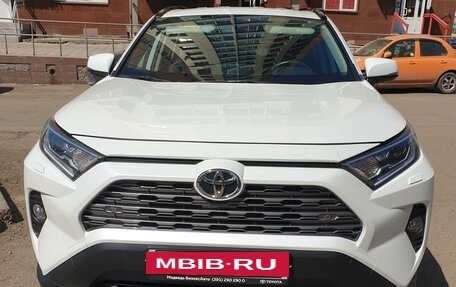 Toyota RAV4, 2020 год, 4 100 000 рублей, 4 фотография