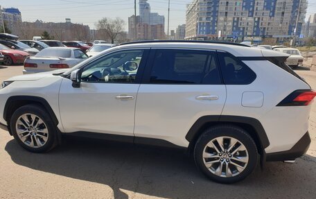 Toyota RAV4, 2020 год, 4 100 000 рублей, 8 фотография