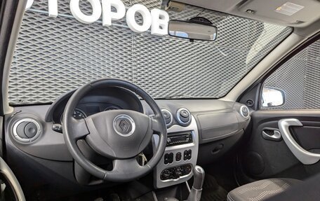 Renault Sandero I, 2012 год, 880 000 рублей, 23 фотография