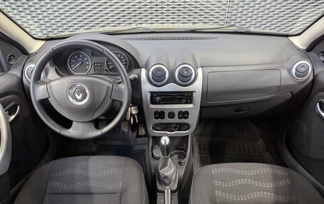 Renault Sandero I, 2012 год, 880 000 рублей, 27 фотография