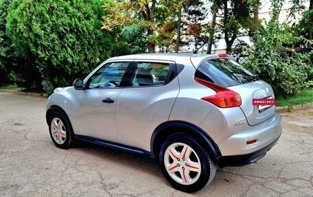 Nissan Juke II, 2013 год, 1 225 000 рублей, 17 фотография