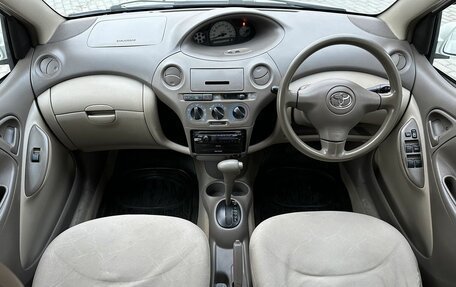 Toyota Platz, 2003 год, 345 000 рублей, 8 фотография