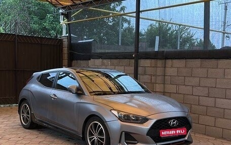 Hyundai Veloster II, 2018 год, 1 600 000 рублей, 1 фотография