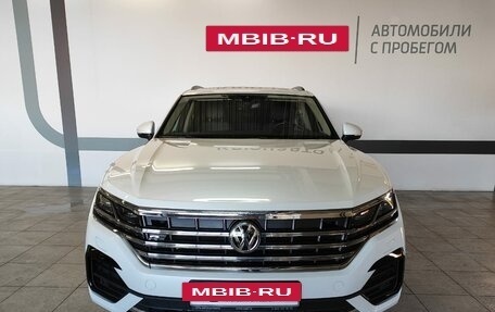 Volkswagen Touareg III, 2019 год, 6 200 000 рублей, 2 фотография