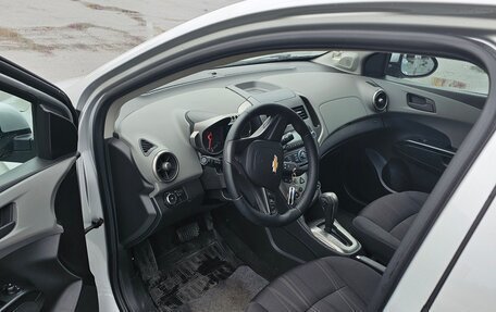 Chevrolet Aveo III, 2013 год, 900 000 рублей, 9 фотография