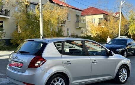 KIA cee'd I рестайлинг, 2010 год, 820 000 рублей, 8 фотография