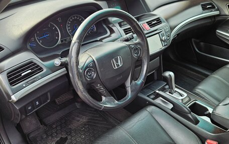 Honda Crosstour I рестайлинг, 2014 год, 1 950 000 рублей, 5 фотография