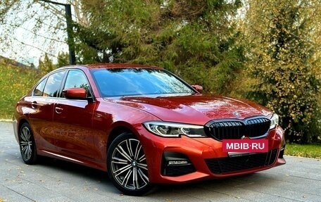 BMW 3 серия, 2020 год, 3 990 000 рублей, 10 фотография