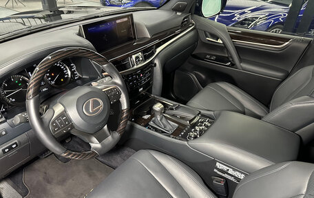 Lexus LX III, 2017 год, 10 850 000 рублей, 13 фотография