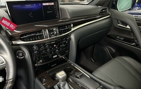 Lexus LX III, 2017 год, 10 850 000 рублей, 24 фотография