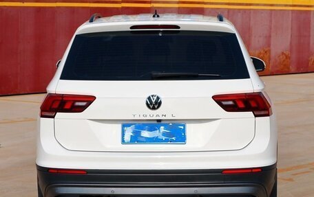 Volkswagen Tiguan II, 2021 год, 2 550 321 рублей, 5 фотография