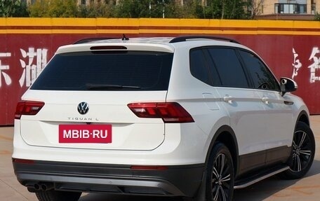 Volkswagen Tiguan II, 2021 год, 2 550 321 рублей, 4 фотография