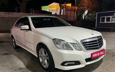 Mercedes-Benz E-Класс, 2009 год, 2 350 000 рублей, 1 фотография