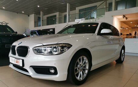 BMW 1 серия, 2018 год, 2 250 000 рублей, 1 фотография