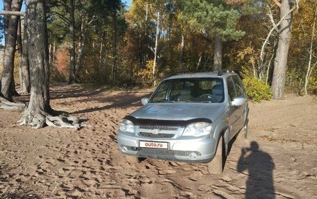 Chevrolet Niva I рестайлинг, 2011 год, 460 000 рублей, 5 фотография