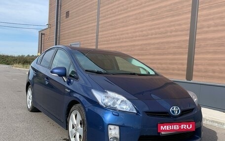 Toyota Prius, 2010 год, 1 300 000 рублей, 2 фотография