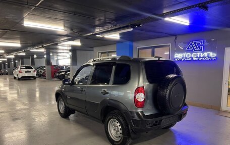 Chevrolet Niva I рестайлинг, 2013 год, 530 000 рублей, 4 фотография