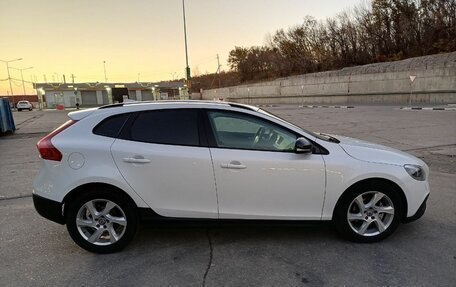 Volvo V40 Cross Country I, 2014 год, 1 516 000 рублей, 4 фотография