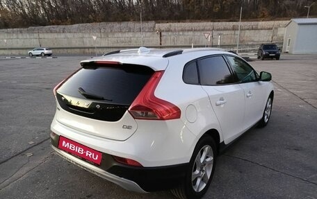 Volvo V40 Cross Country I, 2014 год, 1 516 000 рублей, 5 фотография