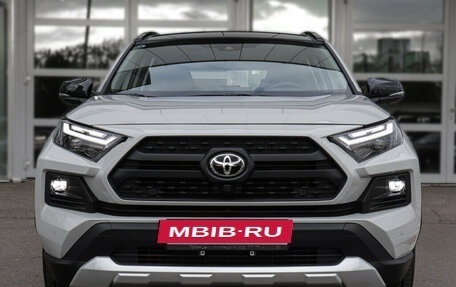 Toyota RAV4, 2023 год, 4 690 000 рублей, 2 фотография