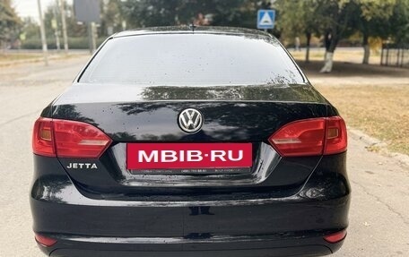 Volkswagen Jetta VI, 2013 год, 1 095 000 рублей, 4 фотография