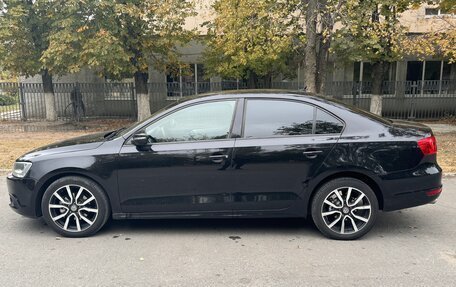 Volkswagen Jetta VI, 2013 год, 1 095 000 рублей, 6 фотография