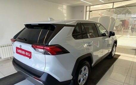 Toyota RAV4, 2022 год, 3 300 000 рублей, 3 фотография