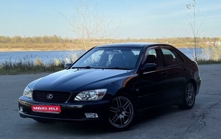 Lexus IS II рестайлинг 2, 2003 год, 1 077 777 рублей, 1 фотография