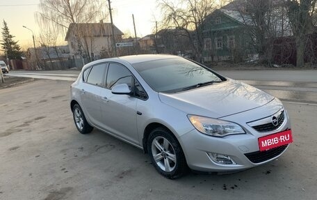 Opel Astra J, 2011 год, 850 000 рублей, 10 фотография