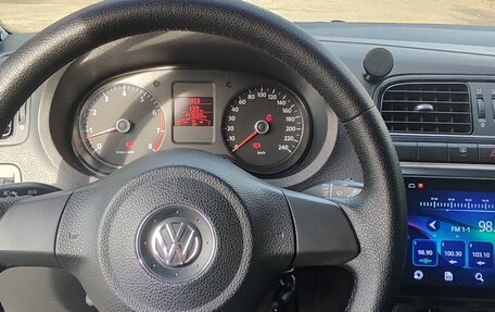 Volkswagen Polo VI (EU Market), 2011 год, 720 000 рублей, 9 фотография