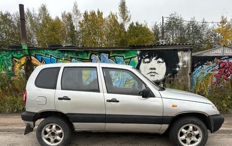 Chevrolet Niva I рестайлинг, 2004 год, 249 900 рублей, 4 фотография