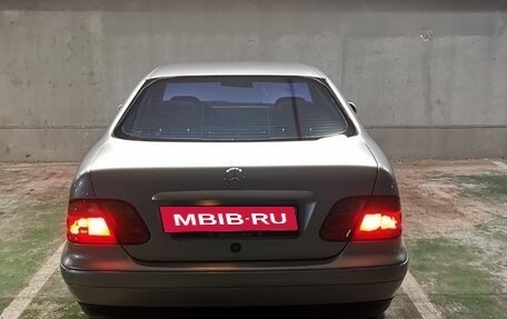 Mercedes-Benz CLK-Класс, 2000 год, 350 000 рублей, 5 фотография