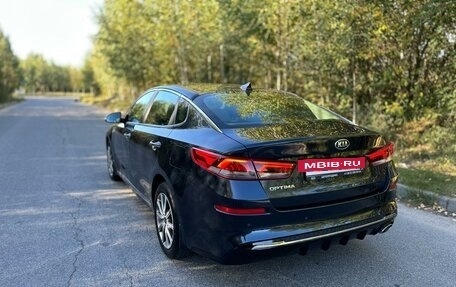 KIA Optima IV, 2019 год, 2 600 000 рублей, 5 фотография