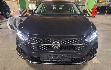 Volkswagen Passat B8 рестайлинг, 2022 год, 5 000 000 рублей, 2 фотография