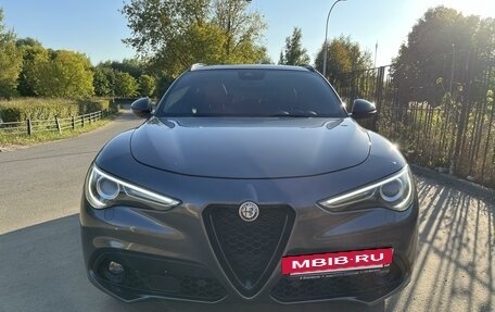 Alfa Romeo Stelvio, 2019 год, 3 500 000 рублей, 3 фотография