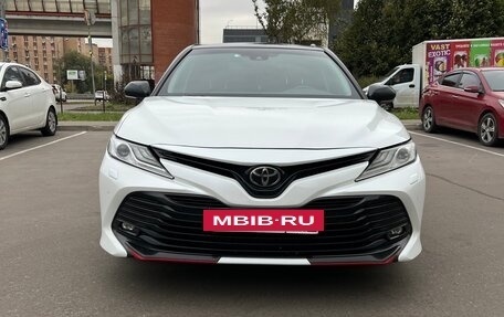 Toyota Camry, 2020 год, 3 150 000 рублей, 2 фотография