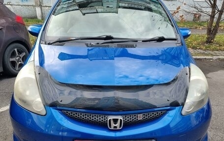 Honda Fit III, 2007 год, 600 000 рублей, 1 фотография