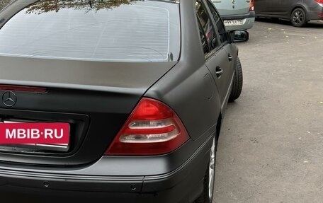 Mercedes-Benz C-Класс, 2004 год, 1 080 000 рублей, 7 фотография