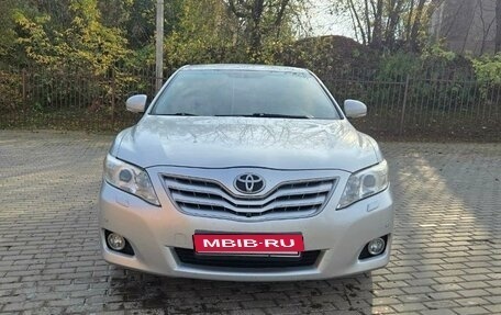 Toyota Camry, 2011 год, 1 570 000 рублей, 3 фотография