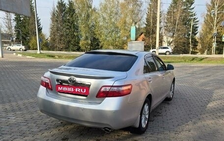 Toyota Camry, 2011 год, 1 570 000 рублей, 5 фотография