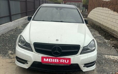 Mercedes-Benz C-Класс, 2011 год, 1 600 000 рублей, 2 фотография