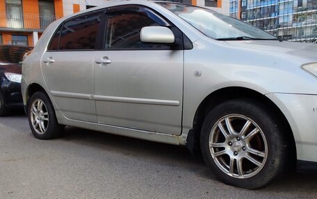 Toyota Corolla, 2004 год, 450 000 рублей, 16 фотография